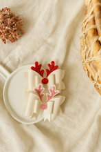 Load image into Gallery viewer, Moño Reindeer Glow Snow