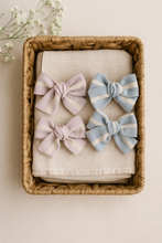 Load image into Gallery viewer, Moño boutique / Rayas encanto