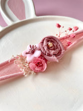 Load image into Gallery viewer, Prop Amelia