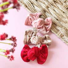 Load image into Gallery viewer, Moño Regina